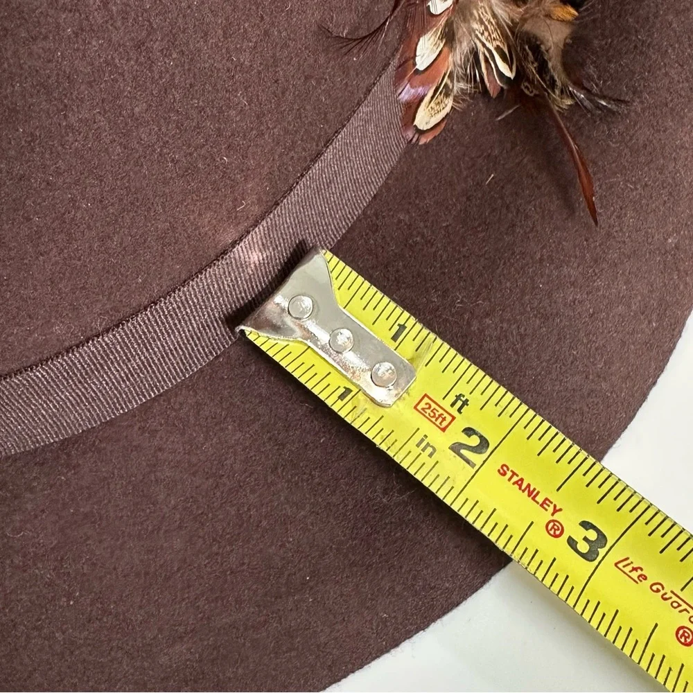 Liz Claiborne Women’s Fedora- Brown Wool Felt With Feather Highlights- NWT